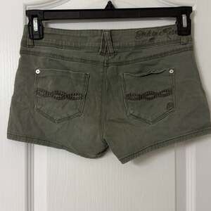 Indigo Rein olive green denim shorts Size 3